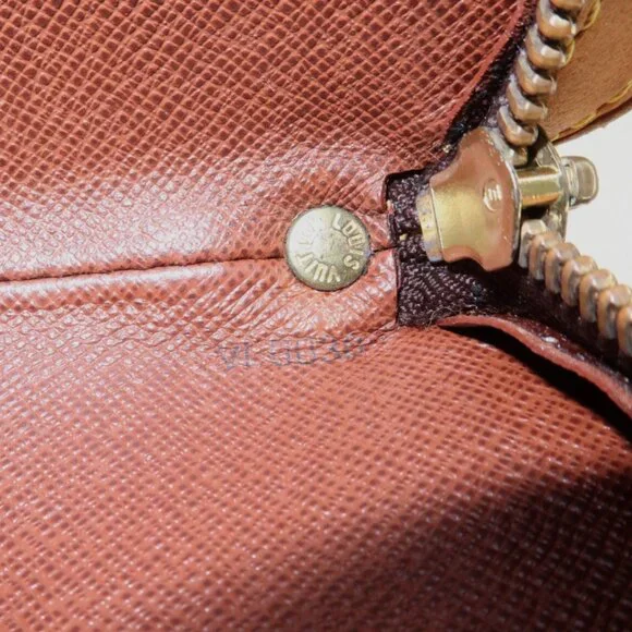 ⭐🔥AUTHENTIC🔥⭐Louis Vuitton Cross Body Shoulder Bag - Picture 14 of 14